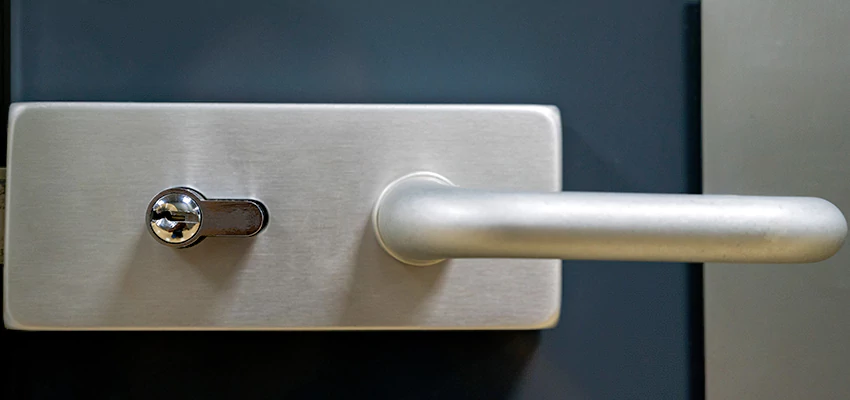 Change Patio Door Locks in Prunedale, California
